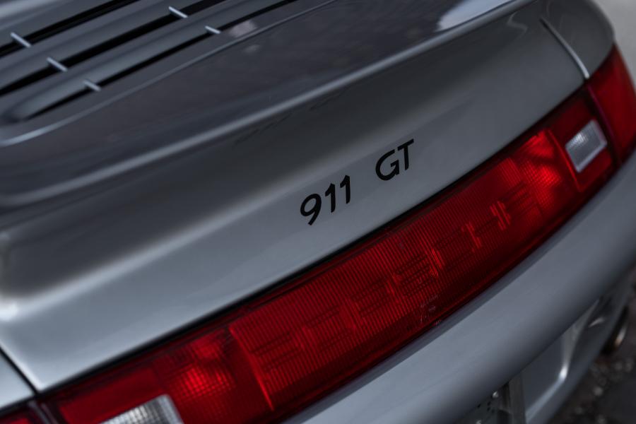 Детали экстерьера Porsche 911 GT2 (993) 1996 года  (фото 29 из 49)